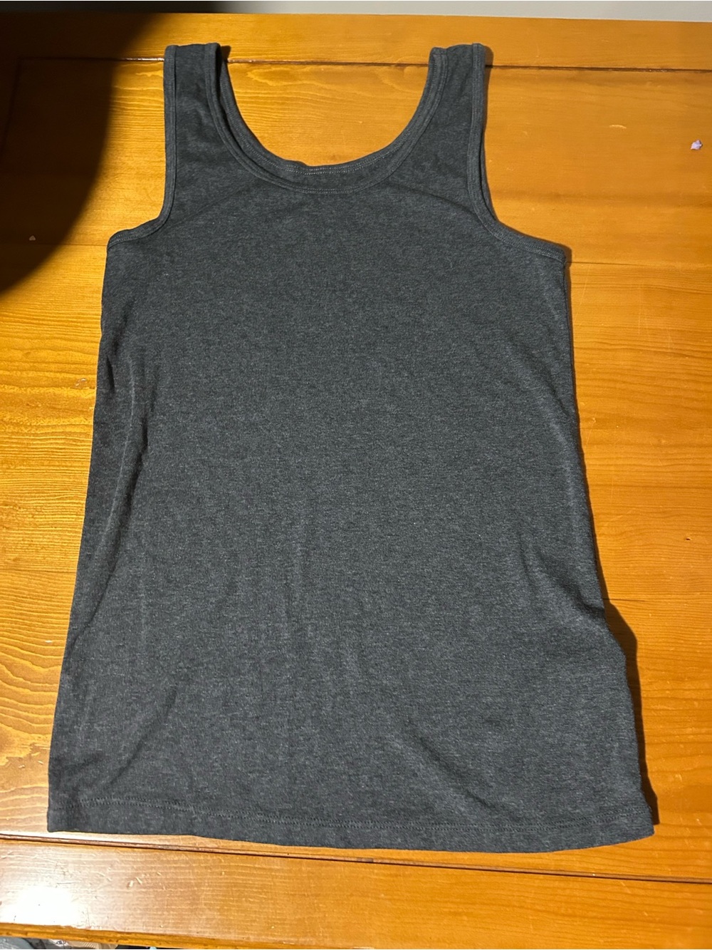 FREE Amazon Essentials Charcoal Scoop Neck Tank Top L